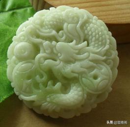 松石是中国四大名玉之一,四大名玉和玛瑙的硬度