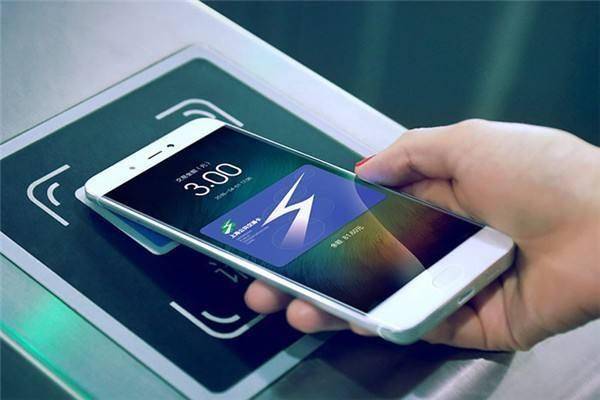 同样价位oppo和小米,同价位买苹果还是oppo