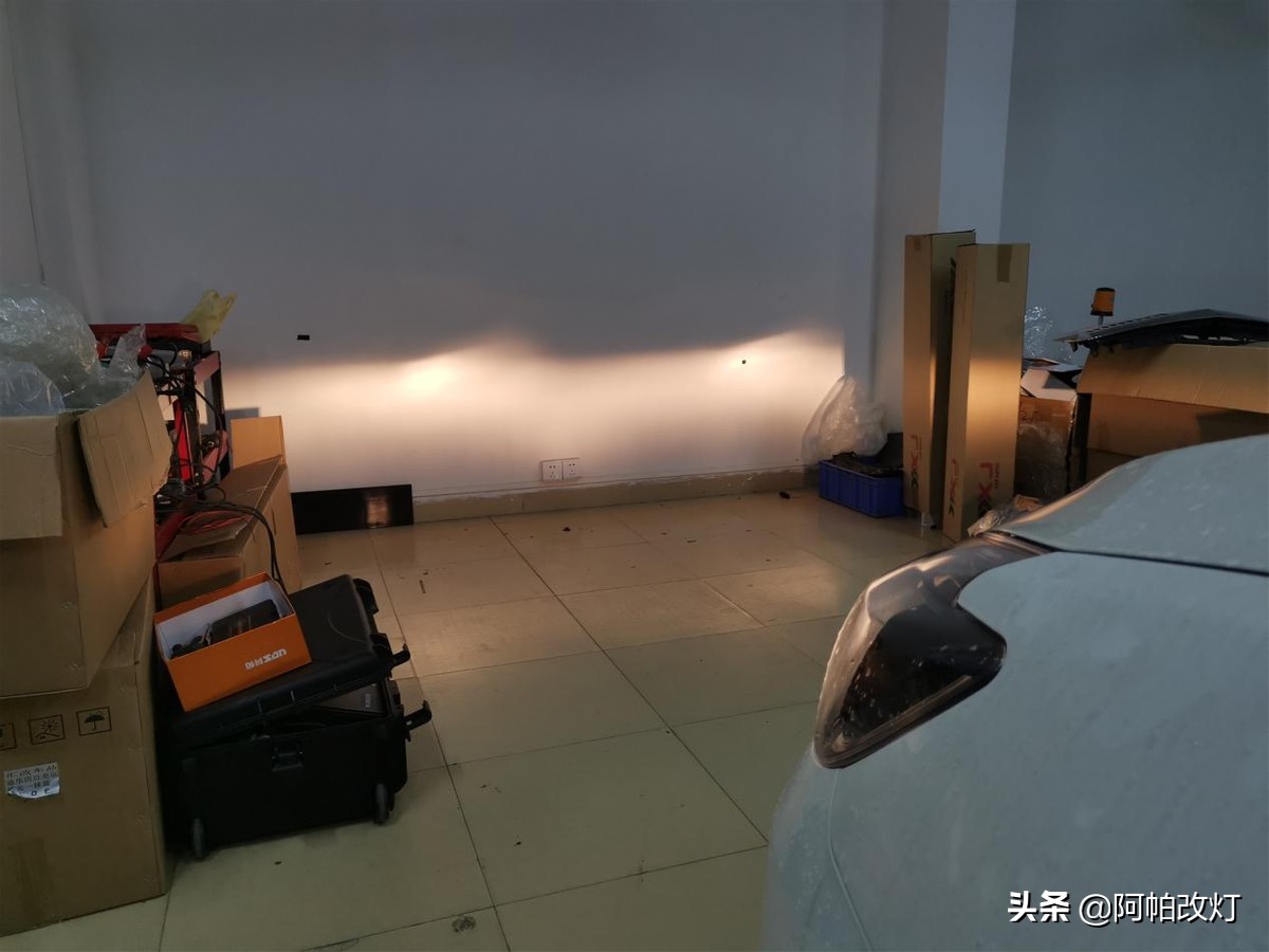 轩逸车灯改led车灯怎么改,轩逸经典卤素灯直接换led灯泡教程