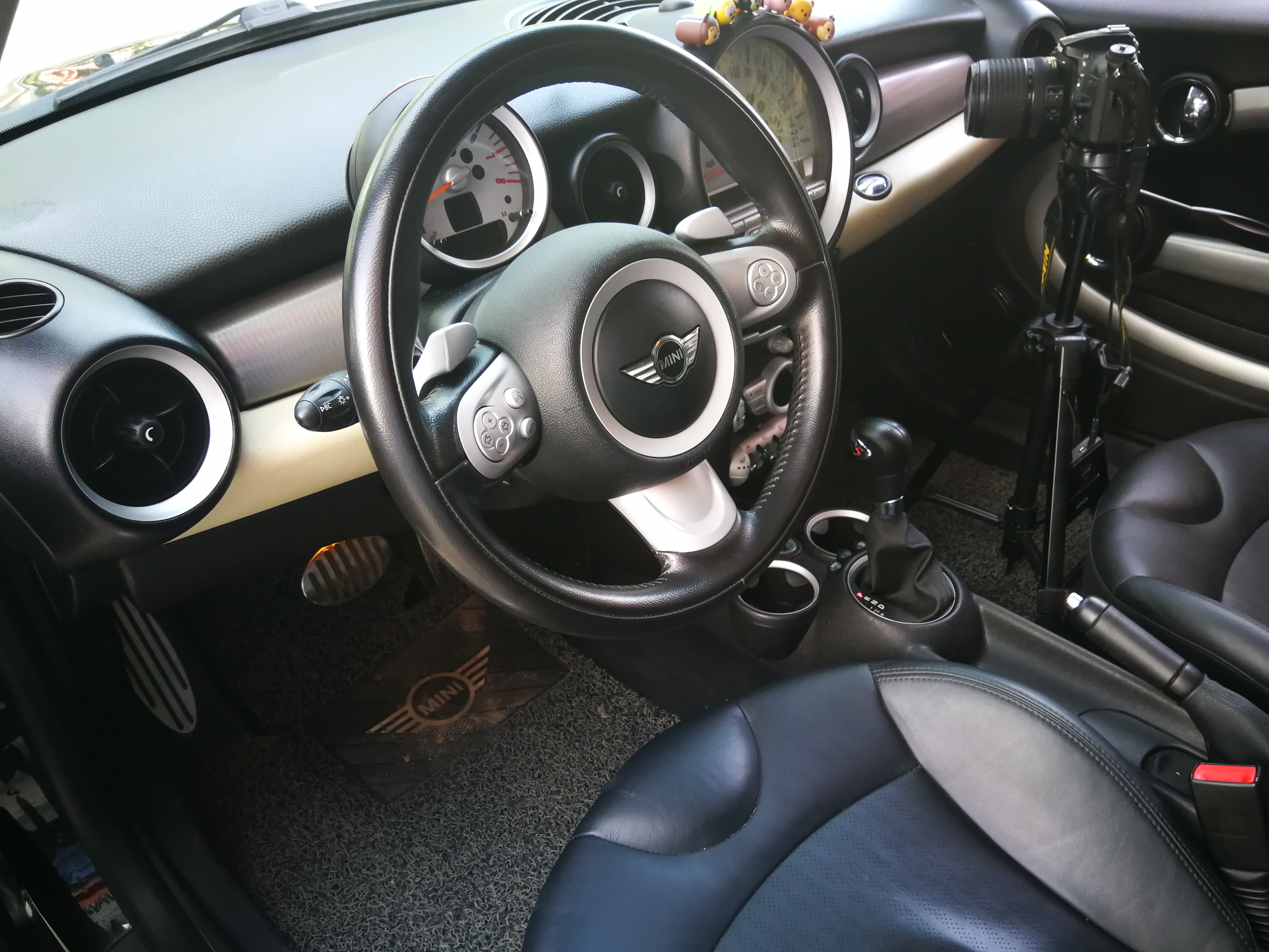 浜屾墜10涓囦互涓嬬殑mini,10涓囩殑浜屾墜mini