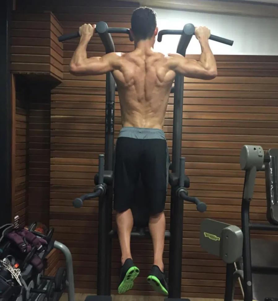 c罗吸金王完整版,c罗赚钱体坛第一