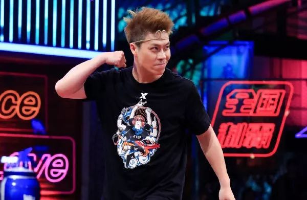 说到底，还是街舞赢了