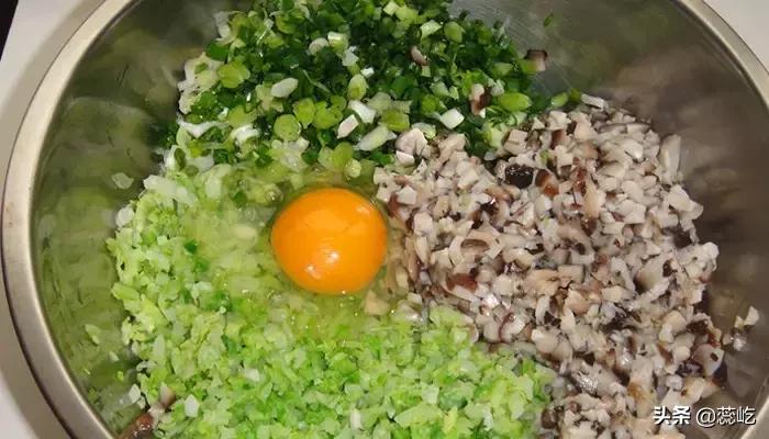 素饺子做法集锦视频,槐花素饺子的做法