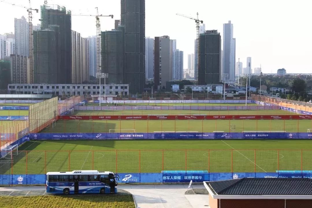 中超最佳荣誉,中超武汉卓尔足球队