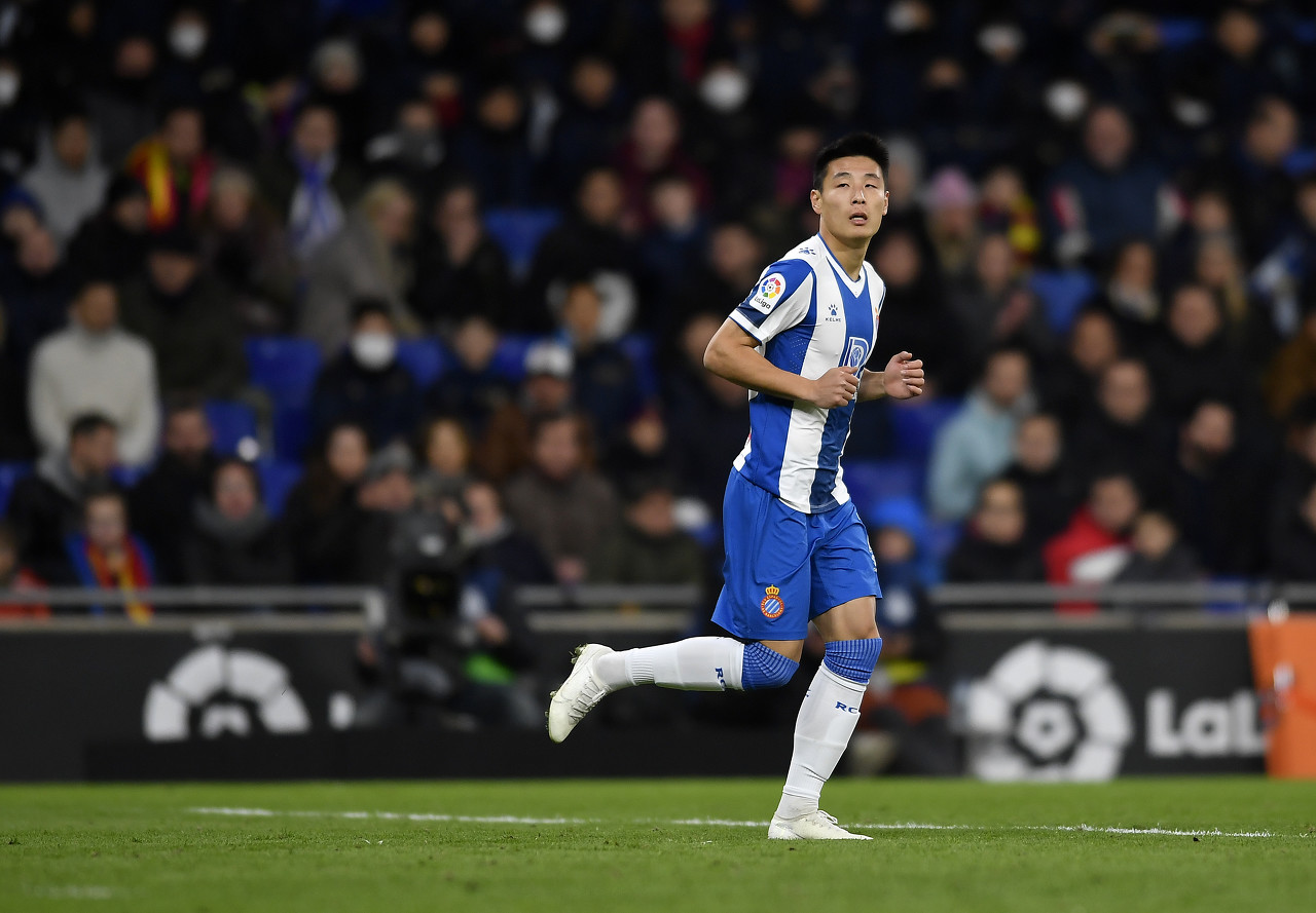 上海根宝足球基地最近在比赛吗,上海上港崇明岛足球基地