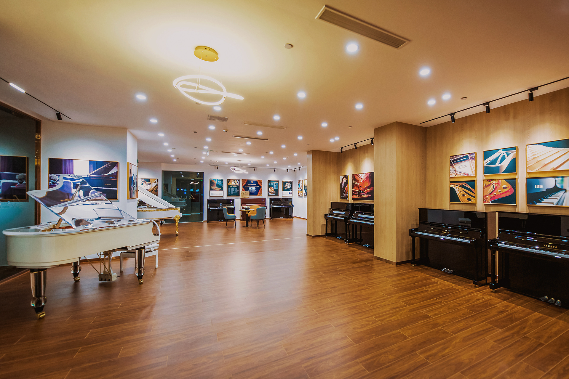 成都买钢琴怎么选,购买钢琴知识和技巧