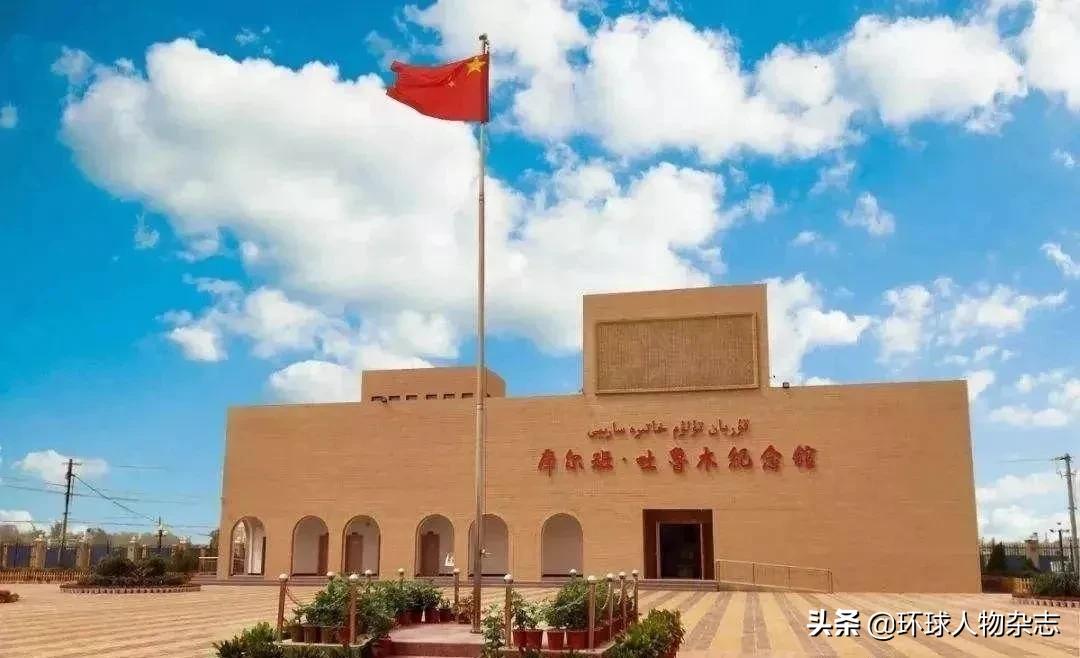 从骑毛驴见毛主席,到坐飞机开*会两**,库尔班大叔家的传奇故事正在续写……