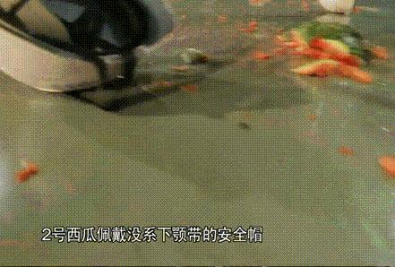 戴安全帽不系带跟没戴没啥区别,戴安全帽不系安全带的后果