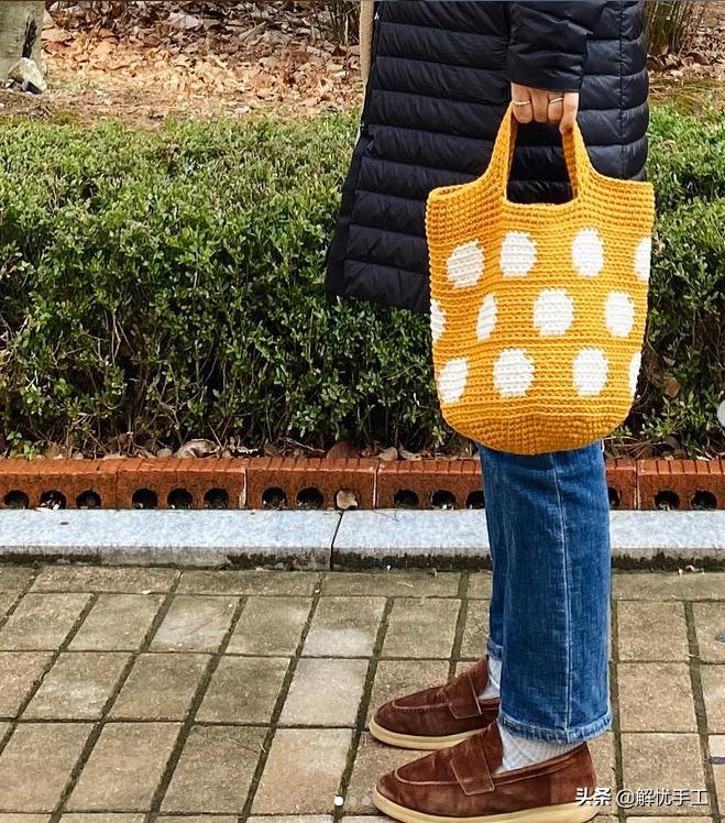 简单漂亮的小包包钩针教程,韩国钩针钩桌布花样教程