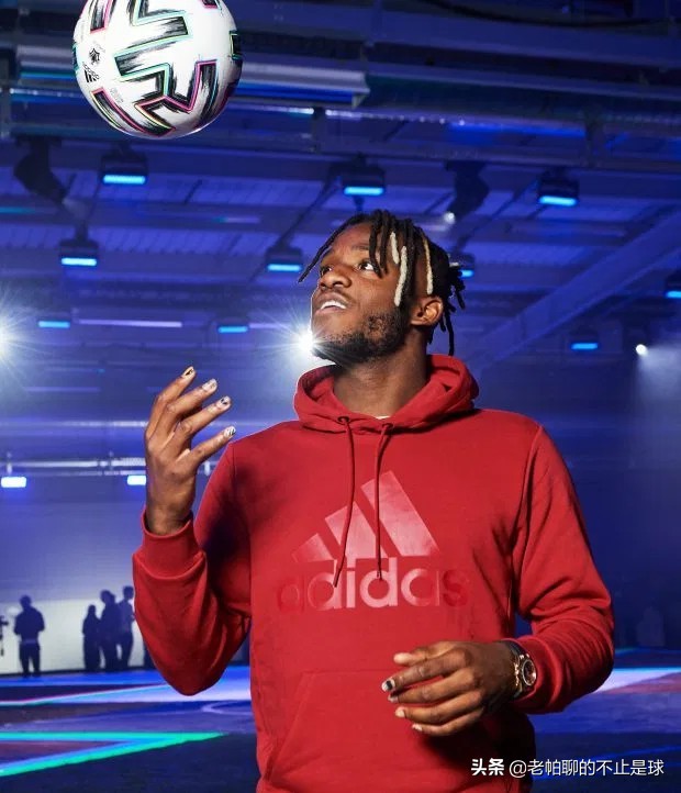 球员都有纹身,球员都纹身