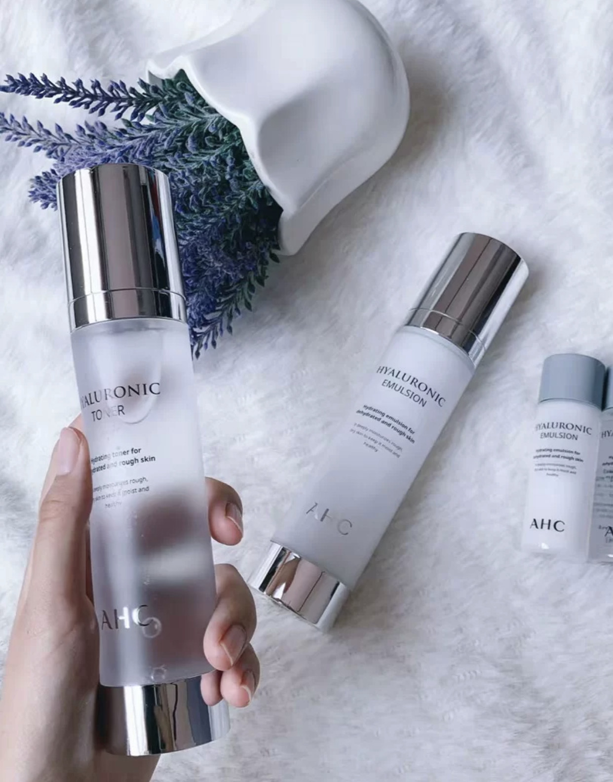 悦诗风吟红茶水乳吐槽,悦诗风吟济州红石榴保湿乳