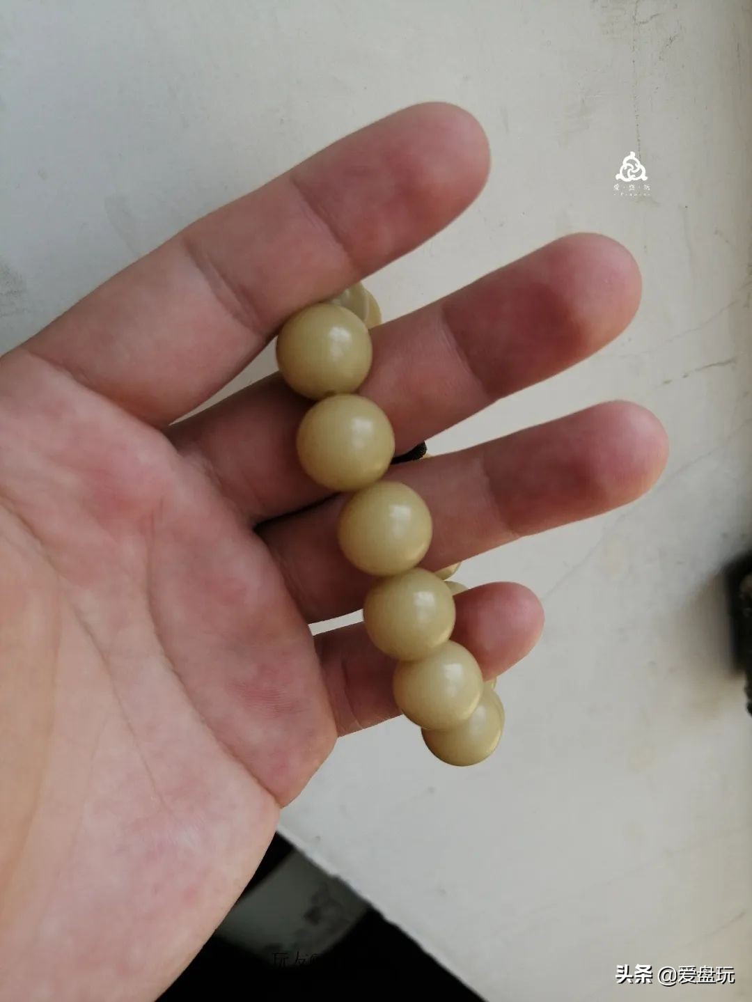 什么叫穷玩？手串超过300块，算我输！