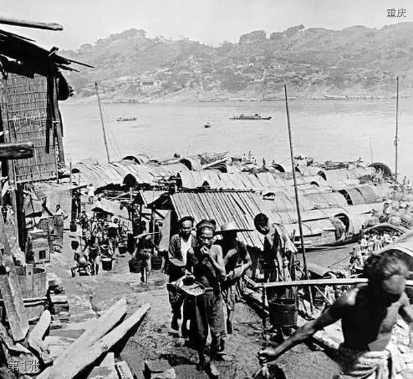 重庆老照片店,解放碑国泰广场到朝天门码头