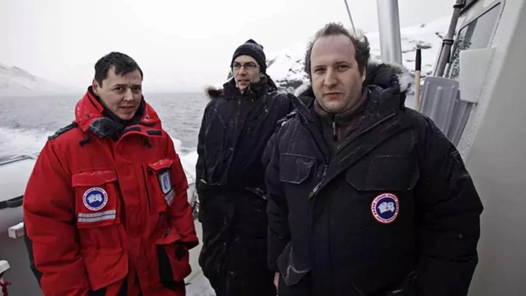 冬天再冷也不怕，有防寒神器CanadaGoose，零下多少度都微微一笑