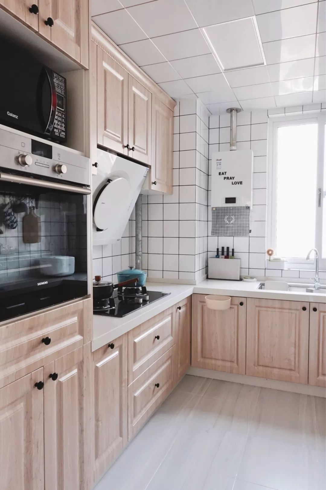 厨房橱柜门新中式款式和颜色,橱柜门颜色香芋色