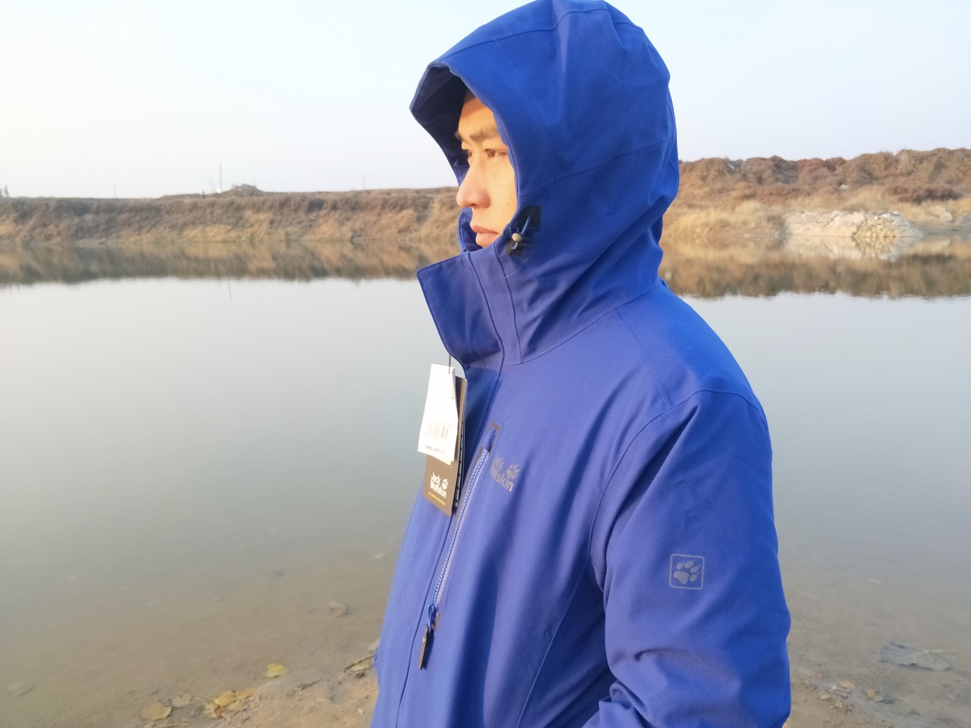 狼爪登山徒步冲锋衣，满满惊喜的开箱报告