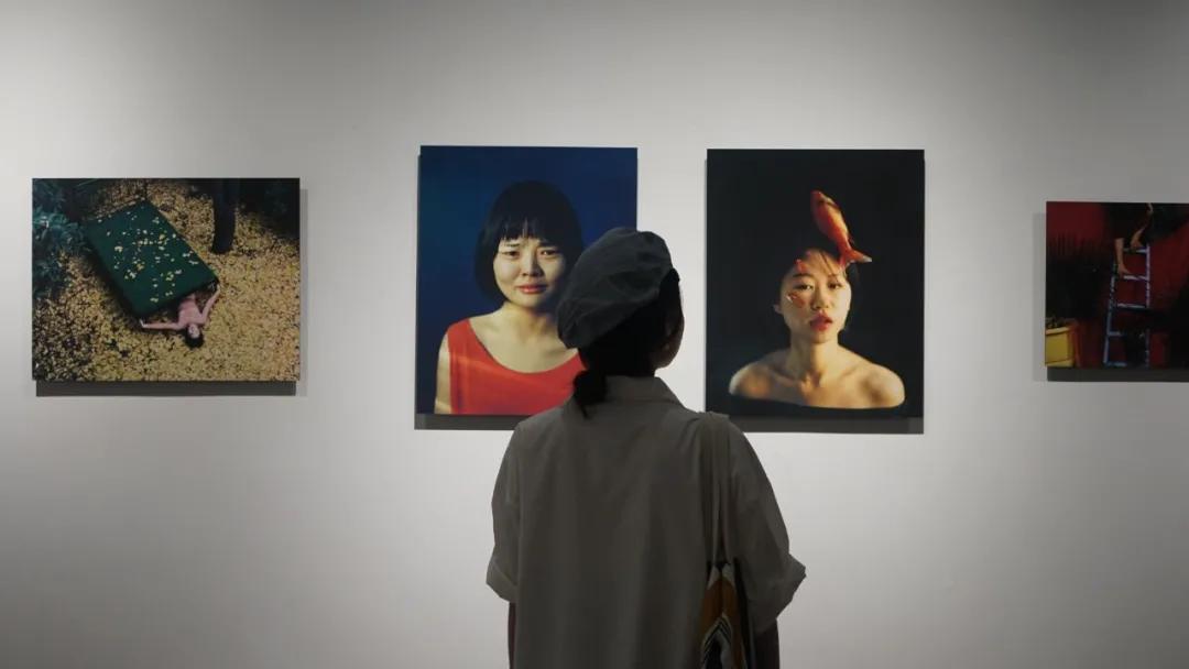 抑郁症女孩照片100张,100个抑郁症女孩