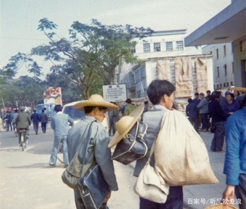 遥远的乡愁拜年视频,遥远的乡愁精彩视频