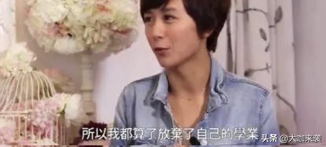 唐宁和张国荣合影,张国荣和周润发年纪