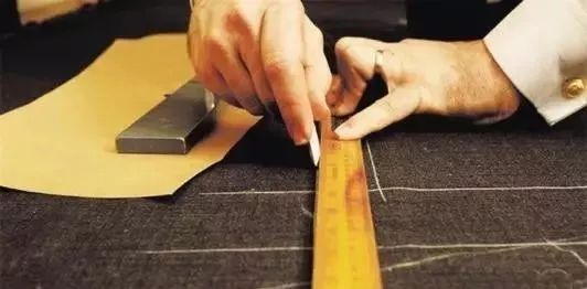 服装贴牌和代工的区别,服装贴牌需要注意的事项