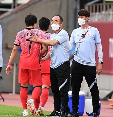 0-1！奥运会爆大冷：韩国队轰然倒下，新西兰史上首胜，创造历史