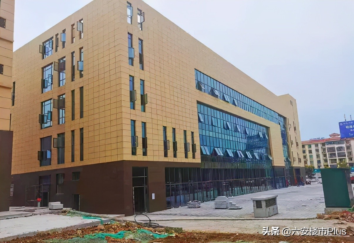 一路之隔房价竟相差一倍,一路之隔房价差5000