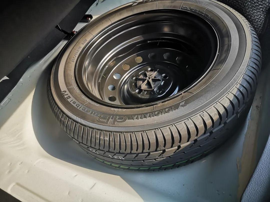 铃木骁途的优点与缺点,铃木骁途1.4四驱二手车多少钱17年