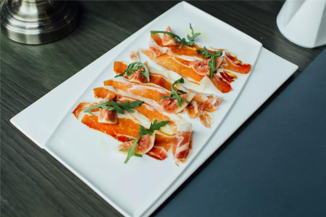 这里，可能是我爱上中国的理由