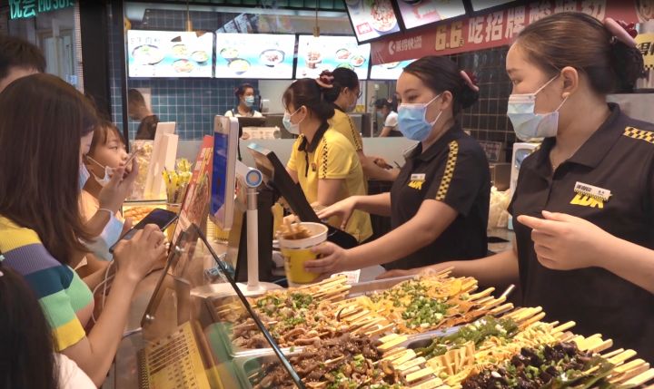 为什么莱得快能在众多重庆小吃中脱颖而出？