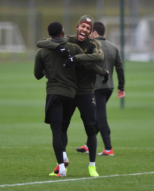 全场5次中线开球啥感觉？中超一球星与奥巴梅杨“感同身受”