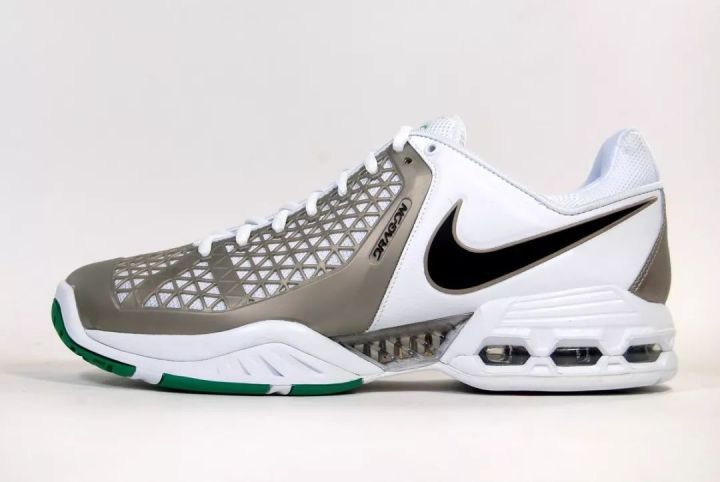 纳达尔红土夺冠集锦,纳达尔法网11冠战靴