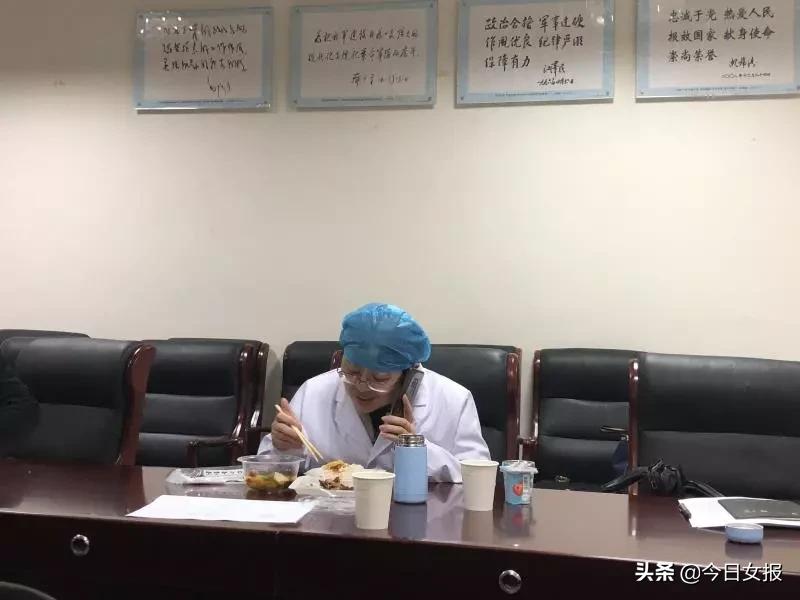 湖南首例新冠肺炎确诊病人治疗过程直击:定点收治医院女院长战疫一个月做了这些事