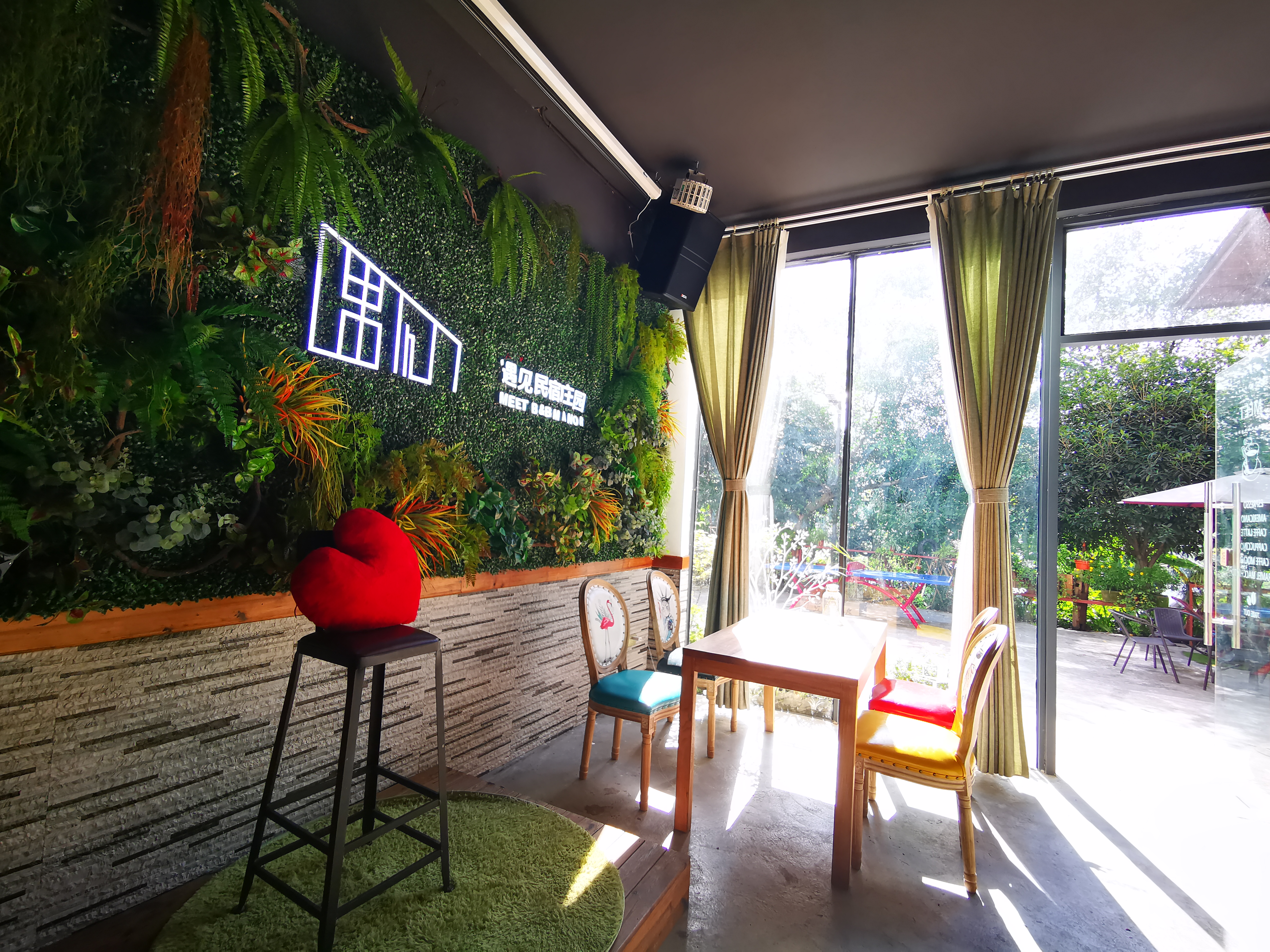 重庆溪池民宿,重庆小九寨九凤瑶池度假民宿