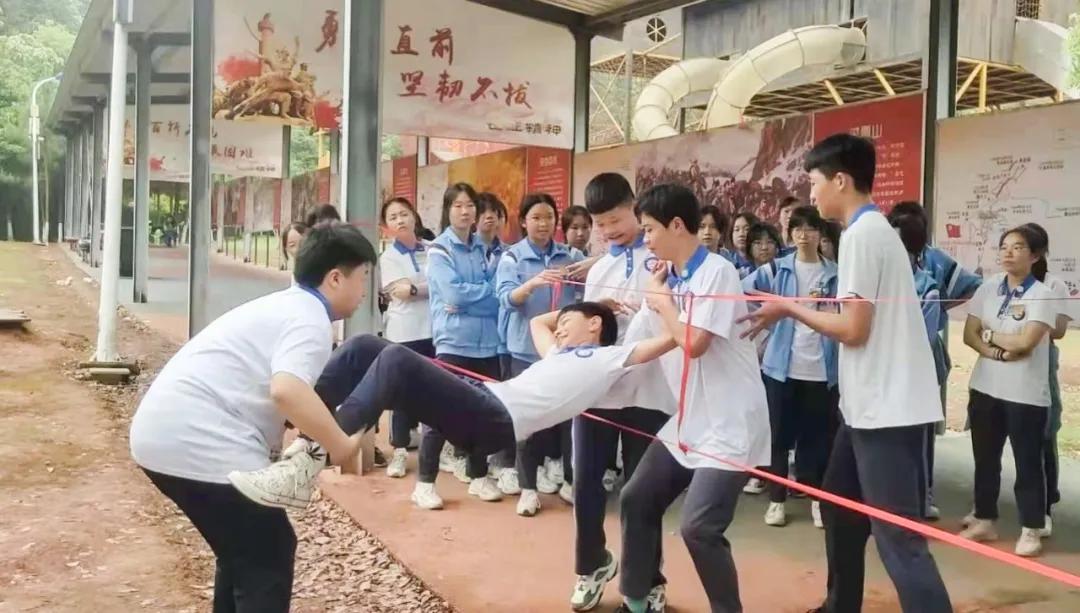 湘潭江声实验学校2017班,湘潭江声实验学校的学生