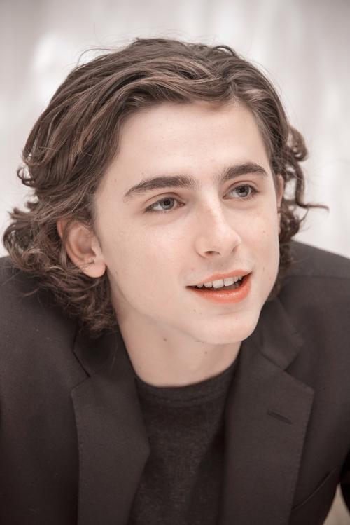 2020全球最美100张面孔肖战王一博,全球最帅100人肖战