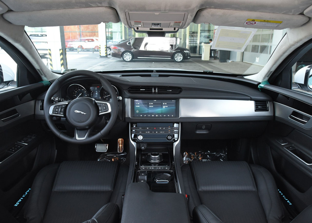 捷豹xf旅行版18款二手价格,捷豹xf旅行版对比奥迪a6旅行版