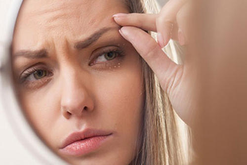 长了小小的脂肪粒怎么消除,长脂肪粒怎么处理最有效