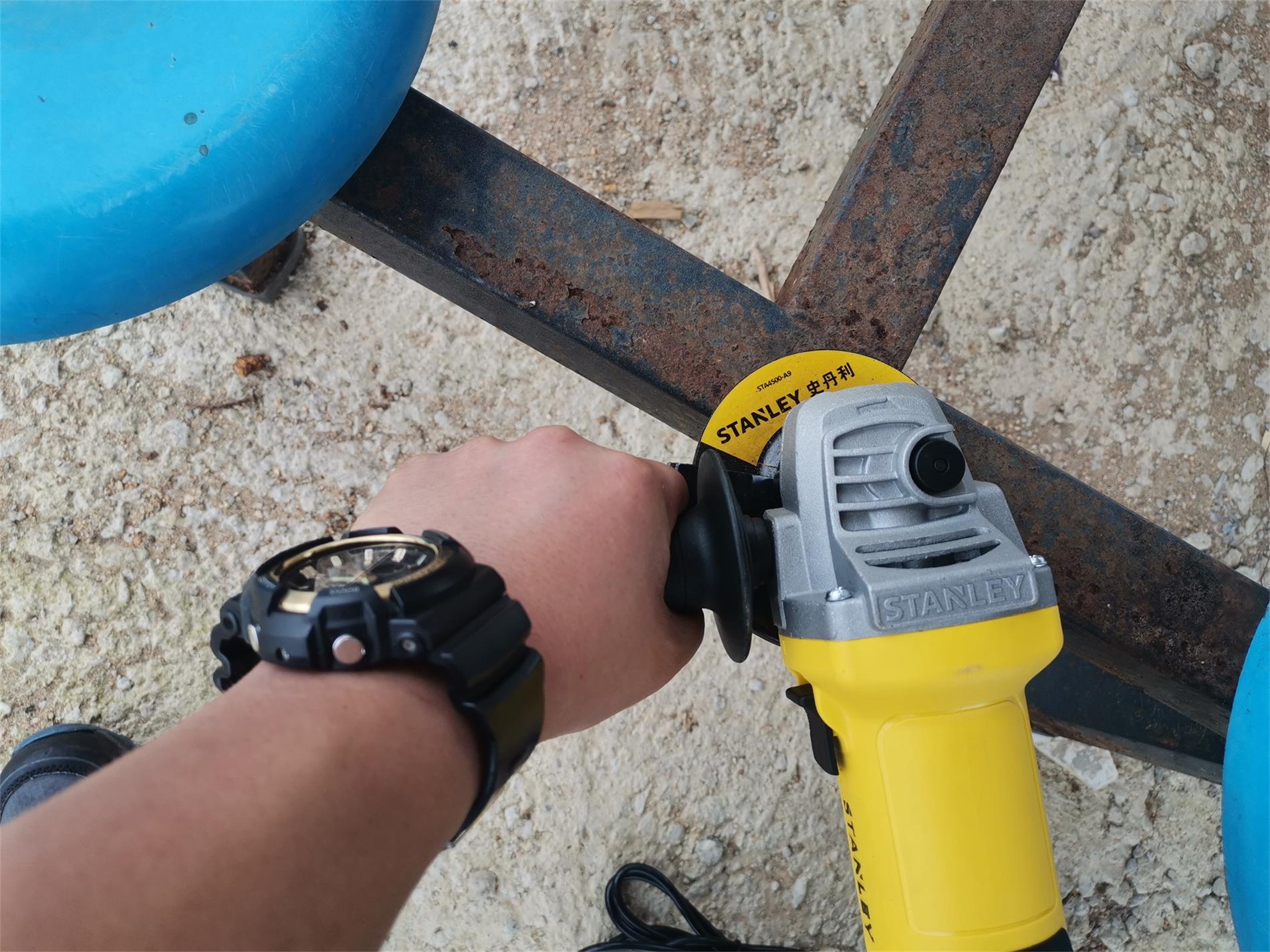 史丹利角磨机220v,史丹利角磨机拆解视频