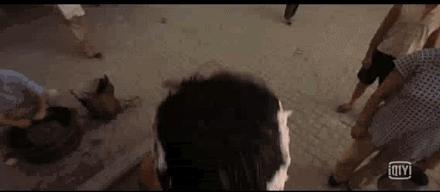 周星驰功夫斧头帮经典片段,周星驰功夫最经典包租婆片段