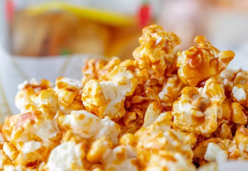 电影院的爆米花应该怎么做,电影院一桶爆米花随便装
