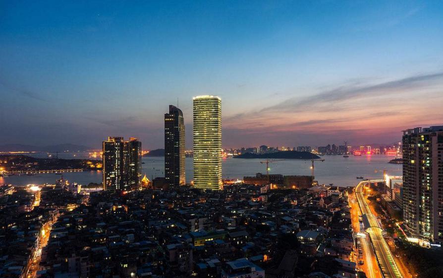 厦门世贸大厦双子塔视觉震撼,厦门十大大厦