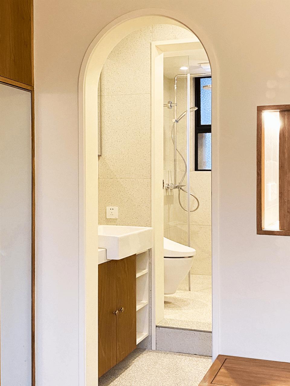 从180㎡搬到45㎡，三口之家越住越小，女儿却说现在最好