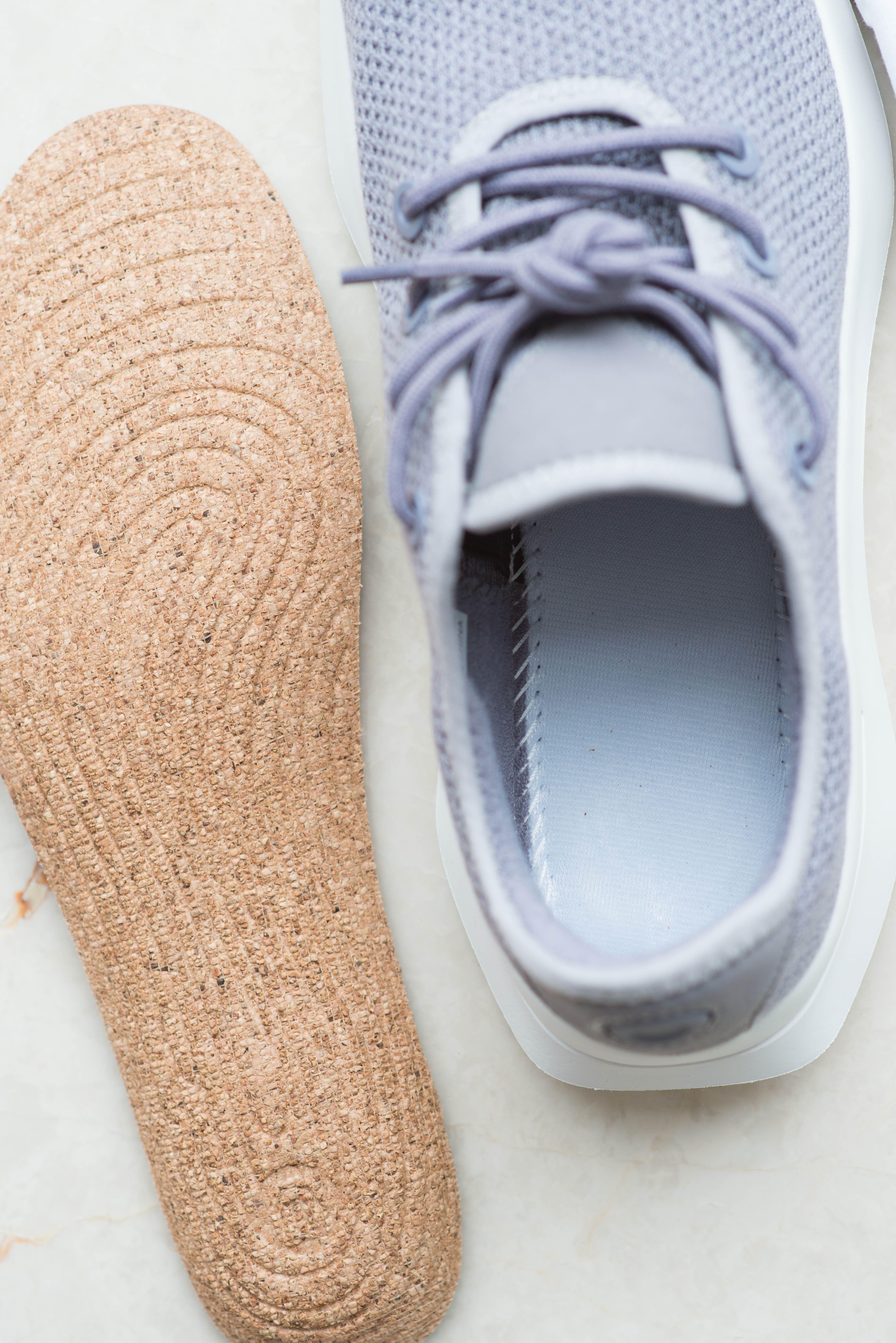 胡侃侃的夏日出行皮鞋和休闲鞋推荐，夏日衣服褶皱的快速处理办法