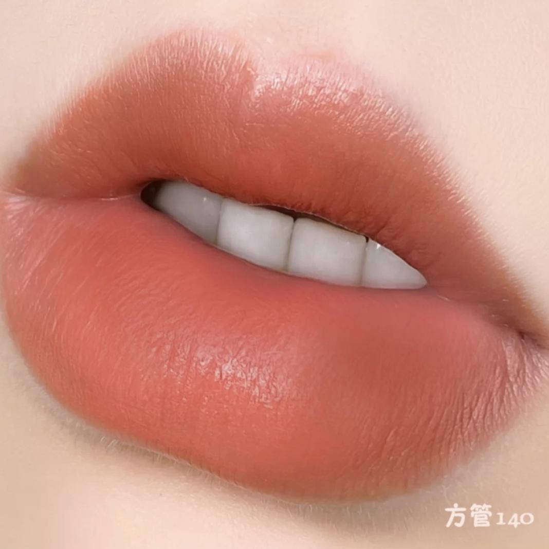 有哪些好看的联名款,好看又贵但没用的联名款