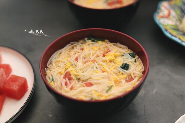 早2分钟搞定的营养早餐,早餐太省事了简单方便又有营养