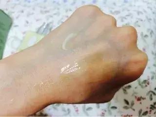 倩碧小黄油无油款叫不叫清爽型,倩碧小黄油有几种