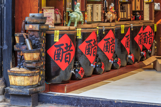 超市买醋的正确方法,在超市买醋该怎么选