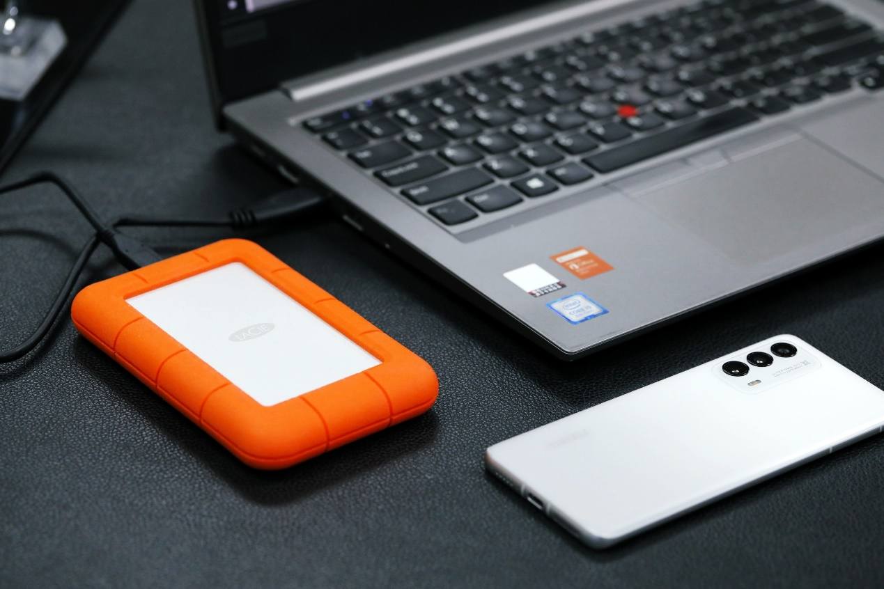 lacie三防移动硬盘,户外摄影最好用什么相机