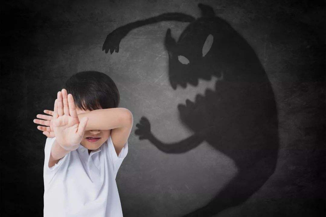 有社交恐惧症的孩子如何克服恐惧,口吃恐惧症怎样克服恐惧心理