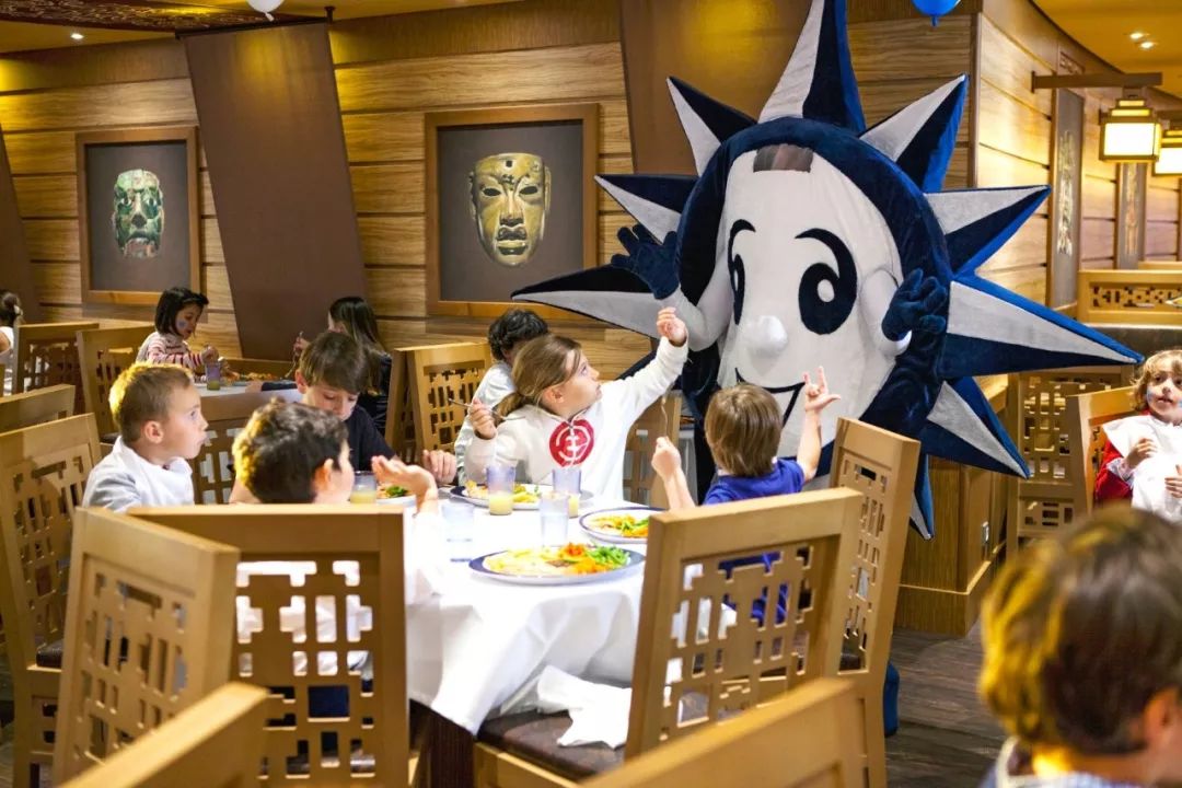 msc地中海辉煌号国际邮轮视频,msc地中海邮轮辉煌号